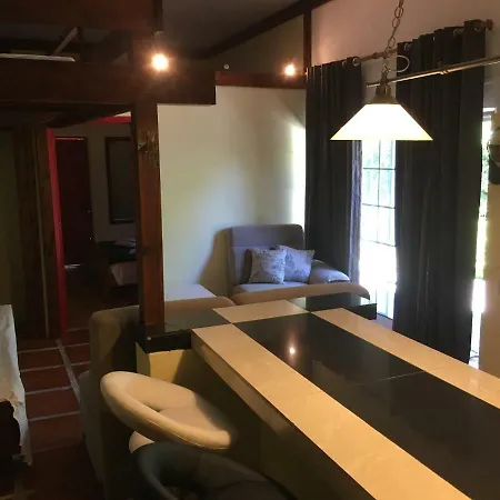 Quinta Do Rossio, Rural Tourism Farmház Biscoitos