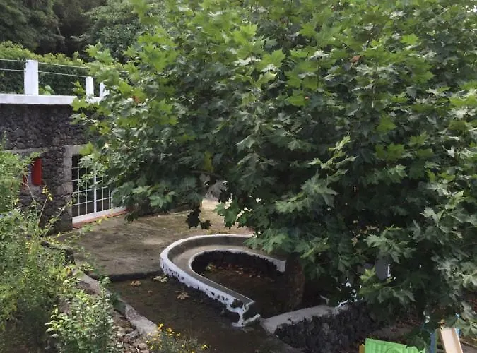 Quinta Do Rossio, Rural Tourism Biscoitos (Terceira)